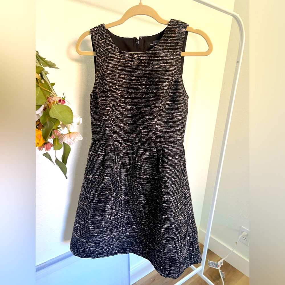 Cute black dress with gold lines